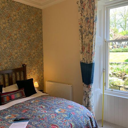 Leven House Bed And Breakfast Крифф Экстерьер фото