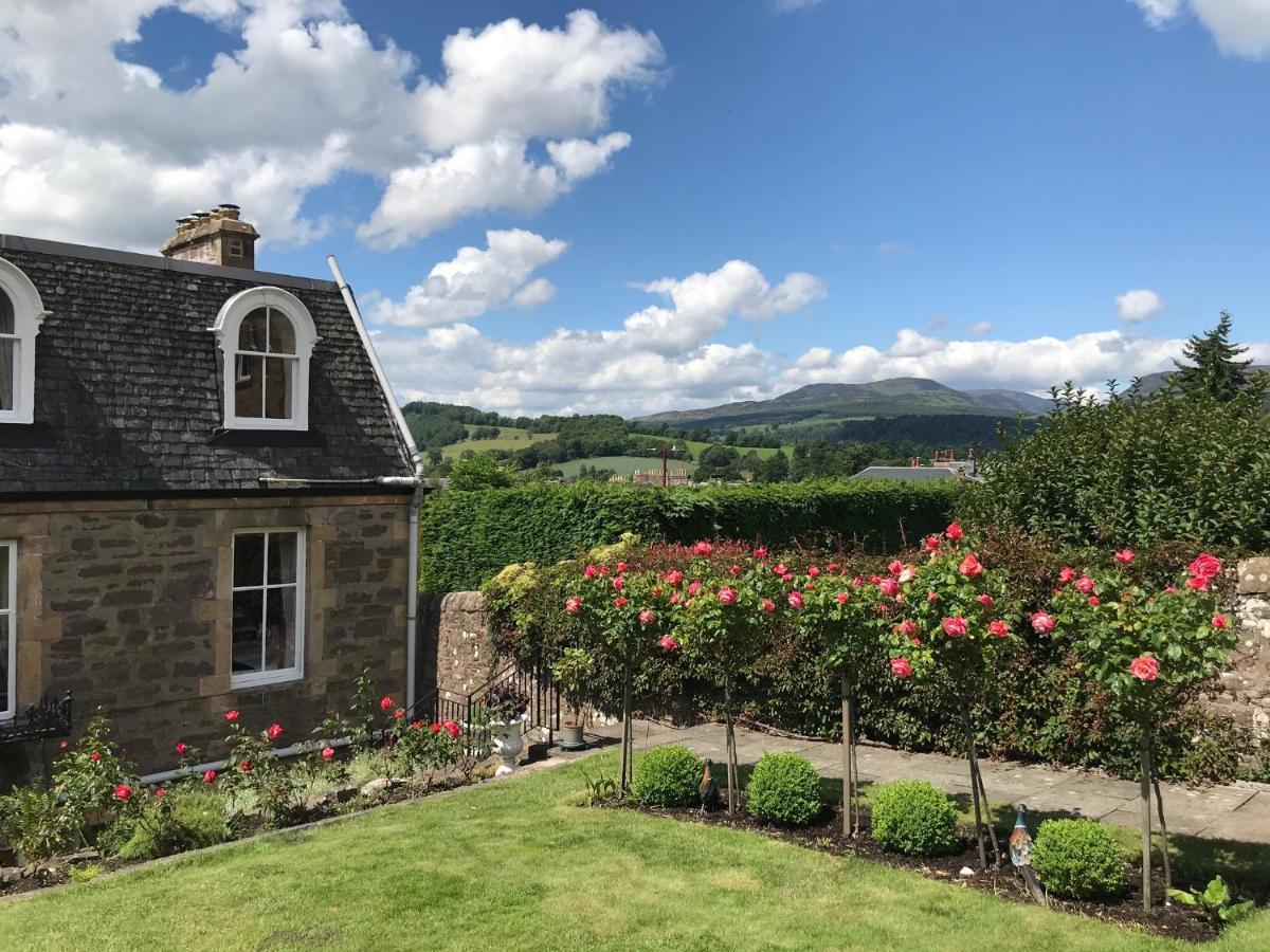 Leven House Bed And Breakfast Крифф Экстерьер фото