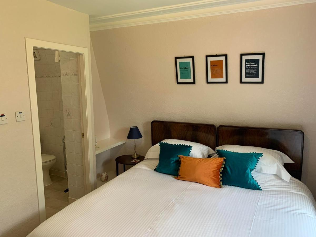 Leven House Bed And Breakfast Крифф Экстерьер фото